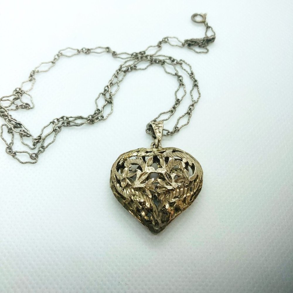 Vintage Sterling Filigree Heart Pendant